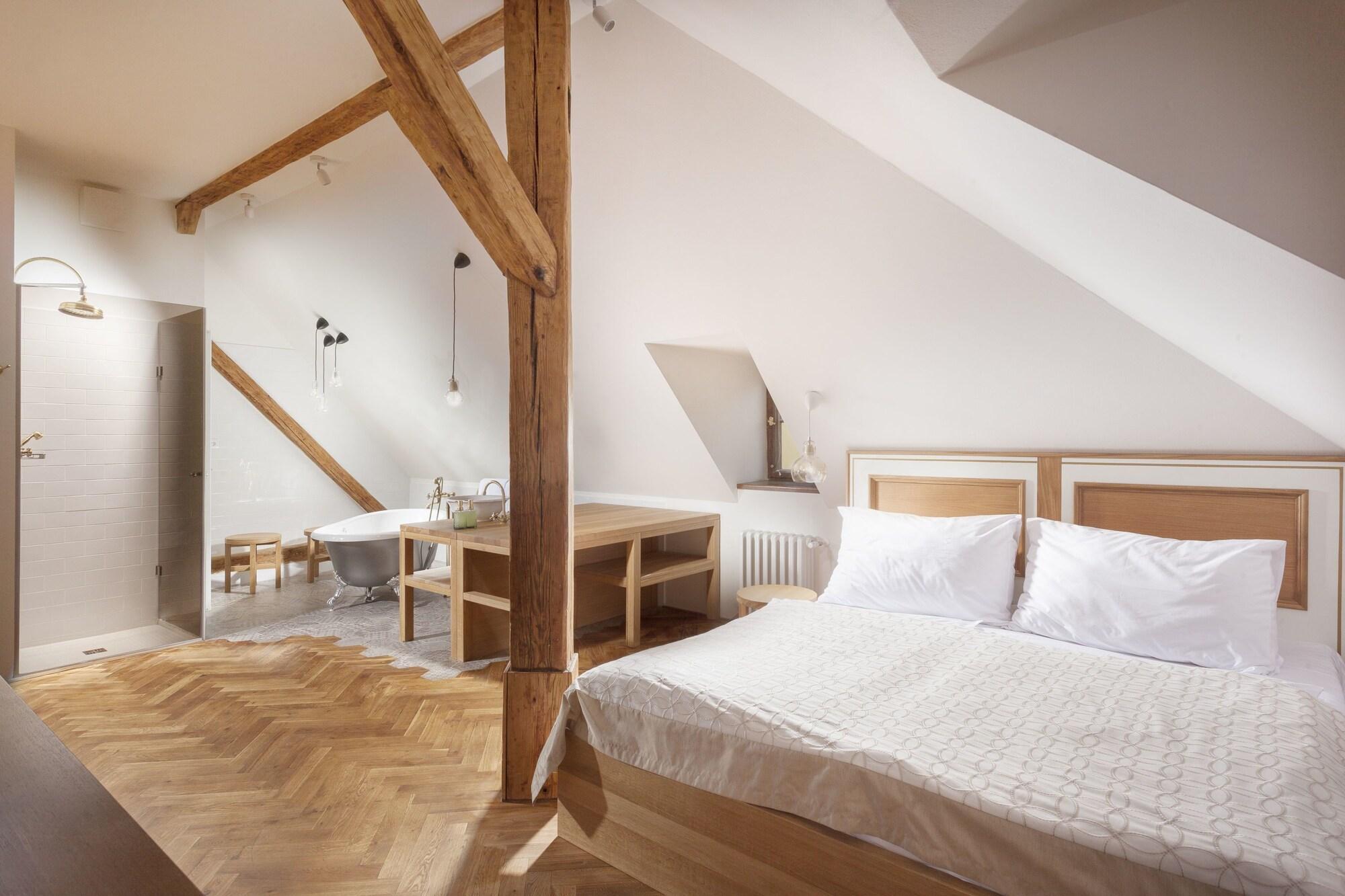 Hotel At The Golden Scissors Prag Eksteriør billede