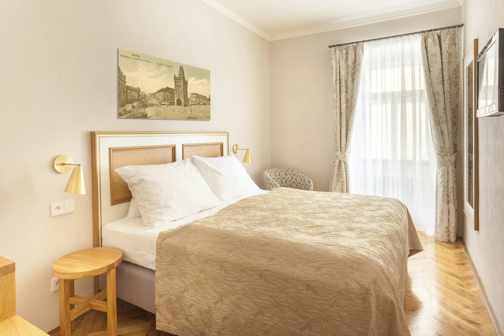 Hotel At The Golden Scissors Prag Eksteriør billede